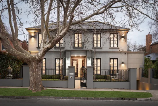 14 Hillcrest Avenue, Kew, Vic 3101