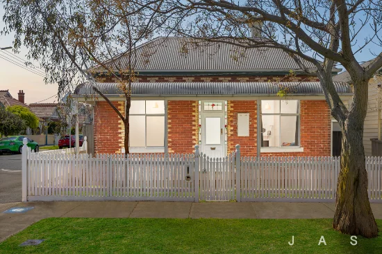 14 Hobbs Street, Seddon, Vic 3011