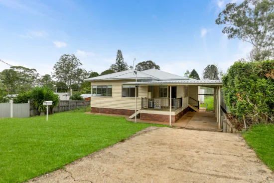 14 Honeysuckle Drive, Montville, Qld 4560