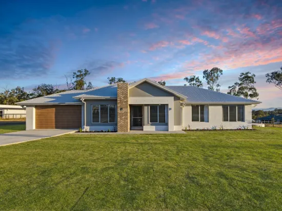 14 Howell Circuit, Adare, Qld 4343