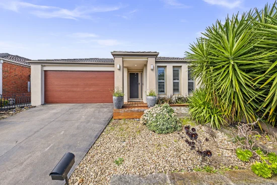 14 Huron Parkway, Pakenham, Vic 3810