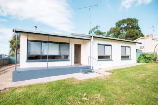 14 Illawarra Street, Naracoorte, SA 5271
