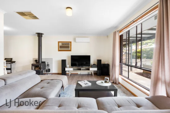 14 Indee Crescent, Craigmore, SA 5114