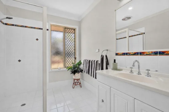 14 Kathleen Crescent, Wondunna, Qld 4655-Image