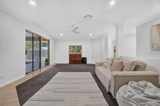 14 Kathleen Crescent, Wondunna, Qld 4655-Image