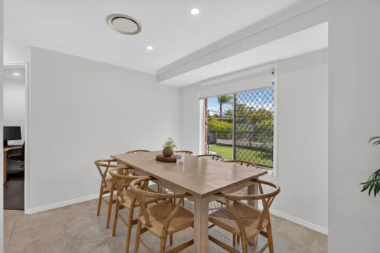 14 Kathleen Crescent, Wondunna, Qld 4655-Image