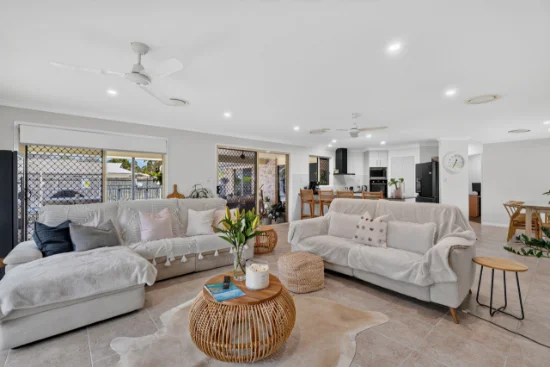 14 Kathleen Crescent, Wondunna, Qld 4655-Image