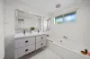 14 Kilmartin Esplanade, Biggera Waters QLD 4216-Image