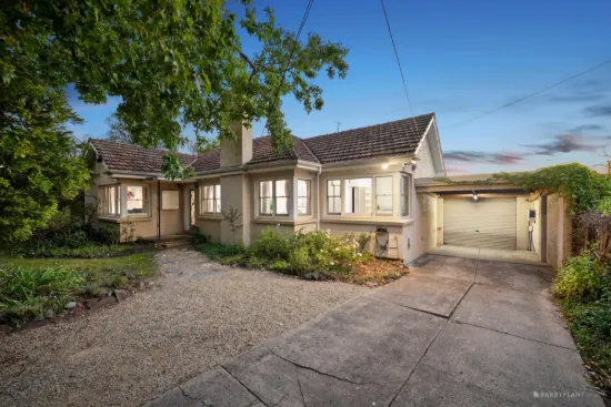 14 Linlithgow Street, Mitcham, Vic 3132