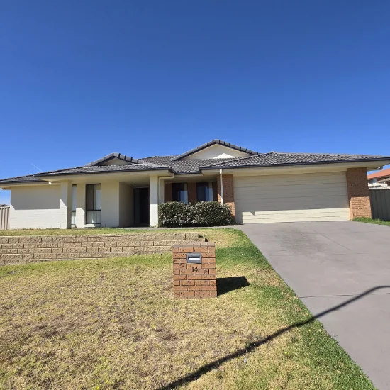 14 Lovejoy Avenue, Blayney NSW 2799-Image