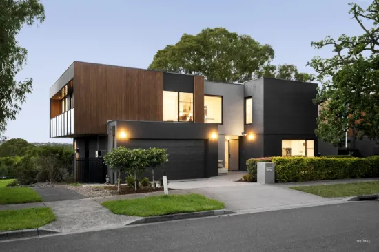 14 Lower Drive North, Kew, Vic 3101