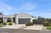 14 Mary Drive, Alfredton, Vic 3350