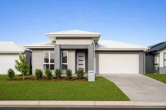 14 Merry Street, Palmview, Qld 4553
