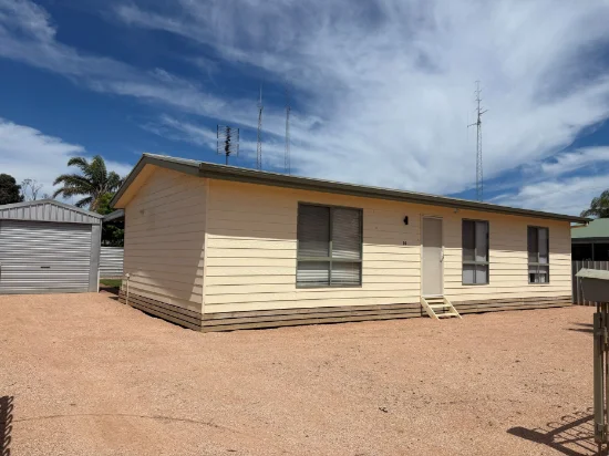 14 Moonta Road, Moonta Bay, SA 5558