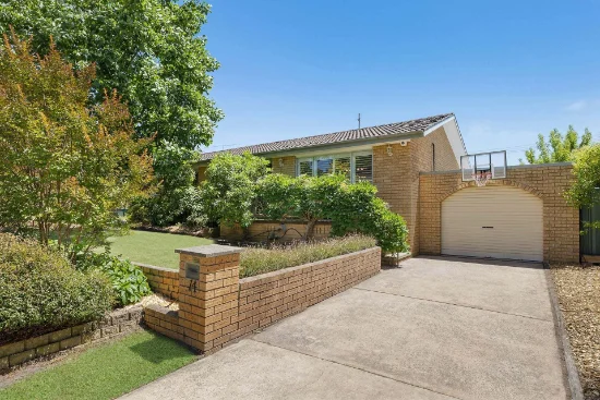 14 Mortlock Circuit, Kaleen, ACT 2617