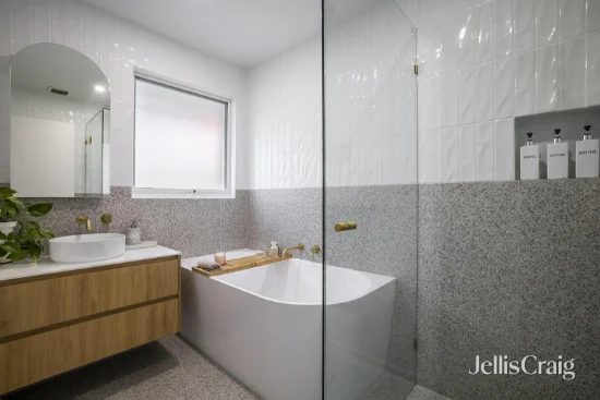14 Mountain View Road, Mount Eliza, Vic 3930-Image