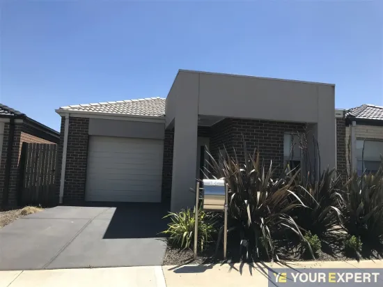 14 Murgese Circuit, Clyde North, Vic 3978