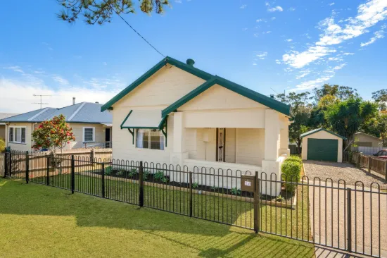 14 Park Avenue, West Kempsey, NSW 2440