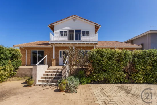 14 Peppertree Close, Wannanup, WA 6210 - For Sale