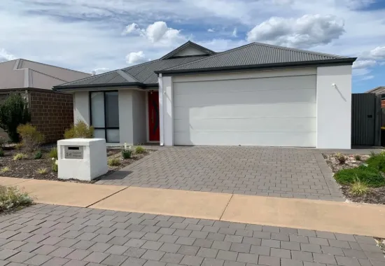 14 Pineroo Terrace, Ellenbrook, WA 6069