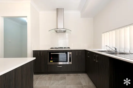 14 Plavin Street, Piara Waters, WA 6112 - For Rent