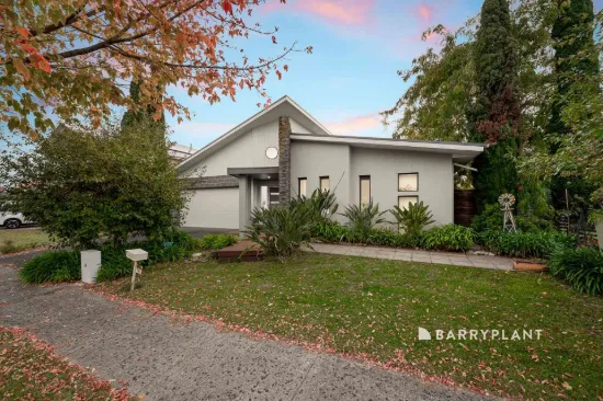 14 Reidel Avenue, Pakenham, Vic 3810