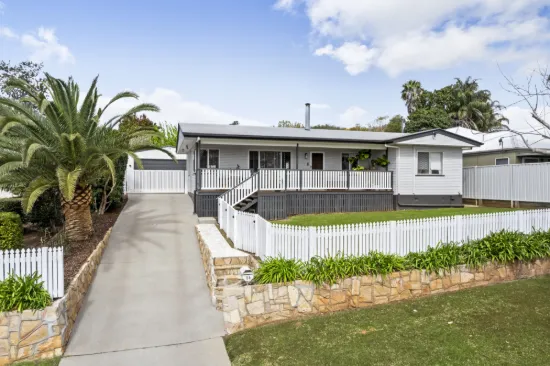 14 Rivett Street, South Toowoomba, Qld 4350