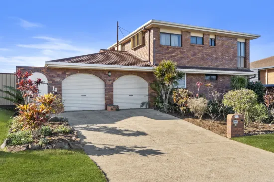 14 Rosier Street, Wynnum West, Qld 4178