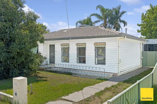 14 Scott Street, White Hills, Vic 3550