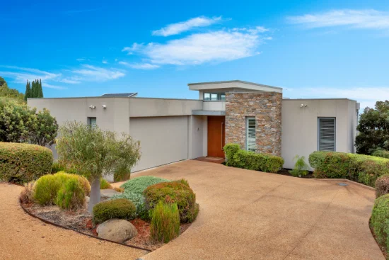 14 Shearwater Dr, Mount Martha, Vic 3934