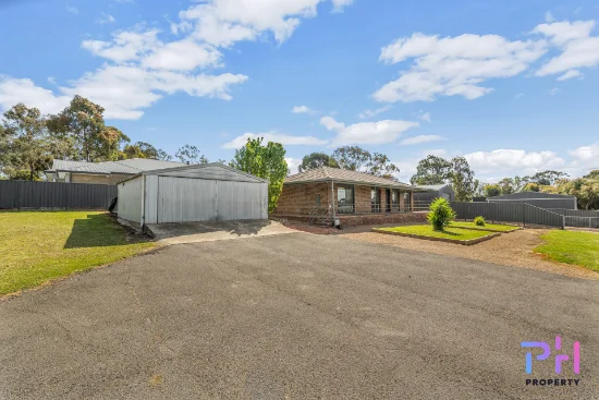 14 Smiths Road, Maiden Gully, Vic 3551