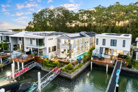 14 Sovereign Lane, Coomera Waters, Qld 4209