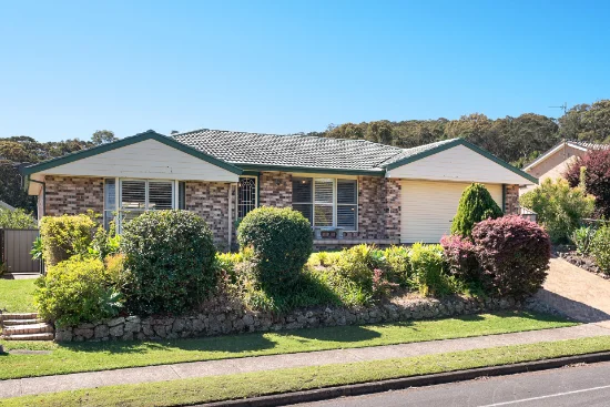 14 Spinnaker Ridge Way, Belmont, NSW 2280 - For Sale