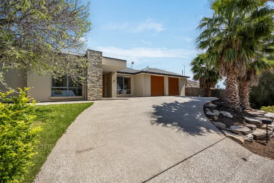 14 Tennyson Drive, Beaumont, SA 5066