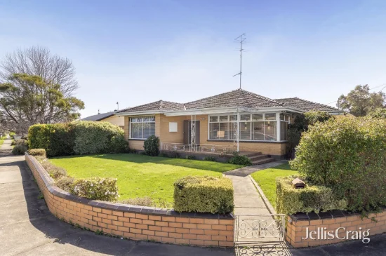 14 Vale Street, Sebastopol, Vic 3356