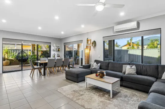 14 Vellum Loop, Aveley, WA 6069