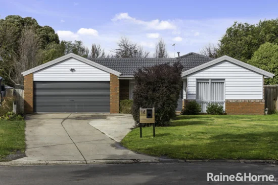 14 Vista Close, Gisborne, Vic 3437