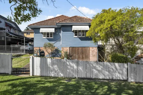 14 Wallace Street, Moorooka, Qld 4105