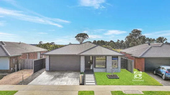 14 Warbler Street, Bairnsdale, Vic 3875
