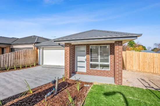 14 Warwarick Court, Leopold, Vic 3224