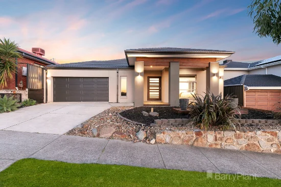 14 Waterside Drive, Pakenham, Vic 3810 - For Rent