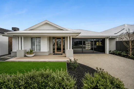 14 Westcott Drive, Lucas, Vic 3350