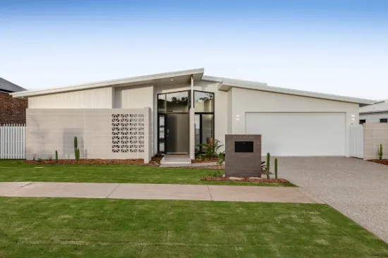 14 Willoughby Crescent, Kearneys Spring, Qld 4350