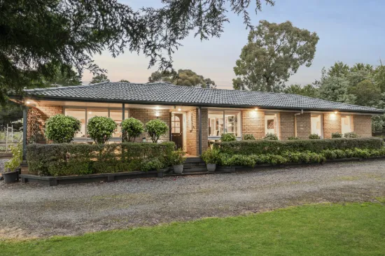 140 Eighth Avenue, Eden Park, Vic 3757