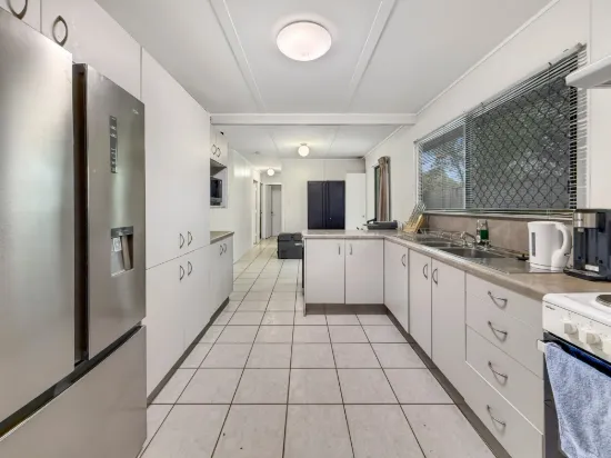 1407 Riverway Drive, Kelso, Qld 4815