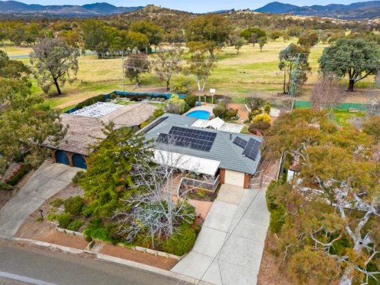 146 Allchin Circuit, Kambah, ACT 2902