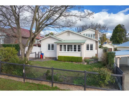 146 Mossman Street, Armidale, NSW 2350