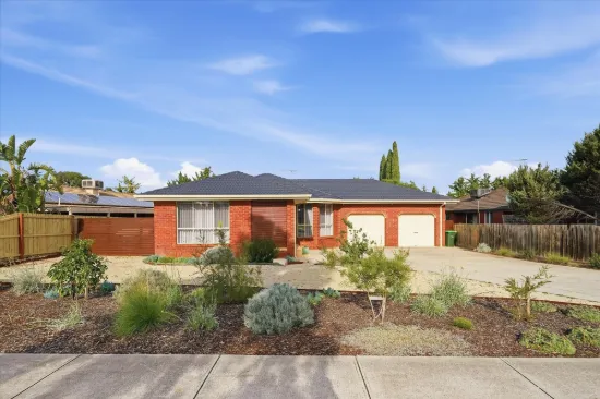 147 Halletts Way, Darley, Vic 3340