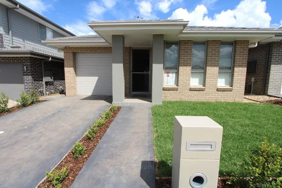 14A BUFFALO Road, Oran Park NSW 2570 - For Rent