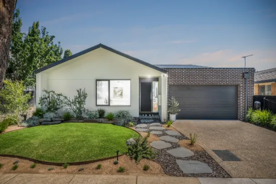 14B Adelaide Street, Highton, Vic 3216